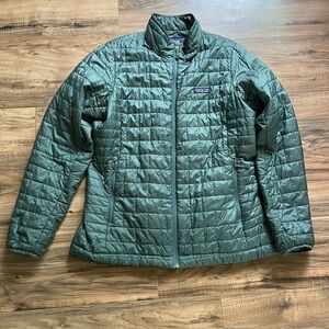 Patagonia Women’s Nano Puff Jacket XL Nouveau Green